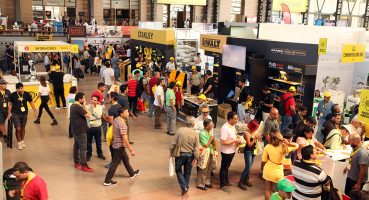 JUEVES 15 (282)